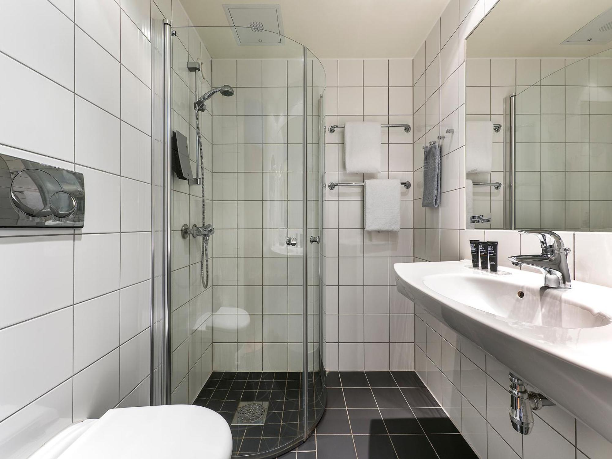 Superior Single Room,1559625901:JPEG